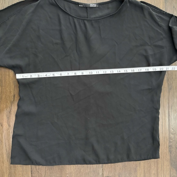 Rebel Sugar Short Sleeve Top - Picture 9 of 9